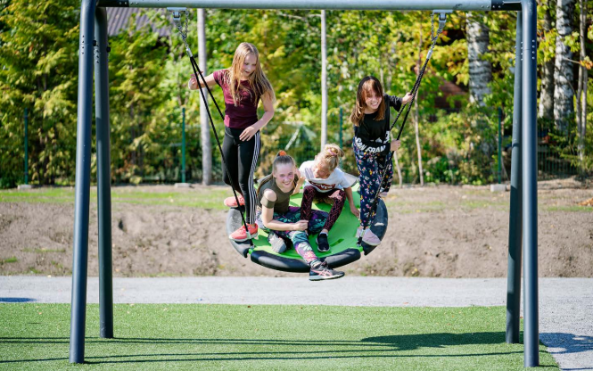 湖北户外无动力游乐设备如何进行景观主题包装设计？