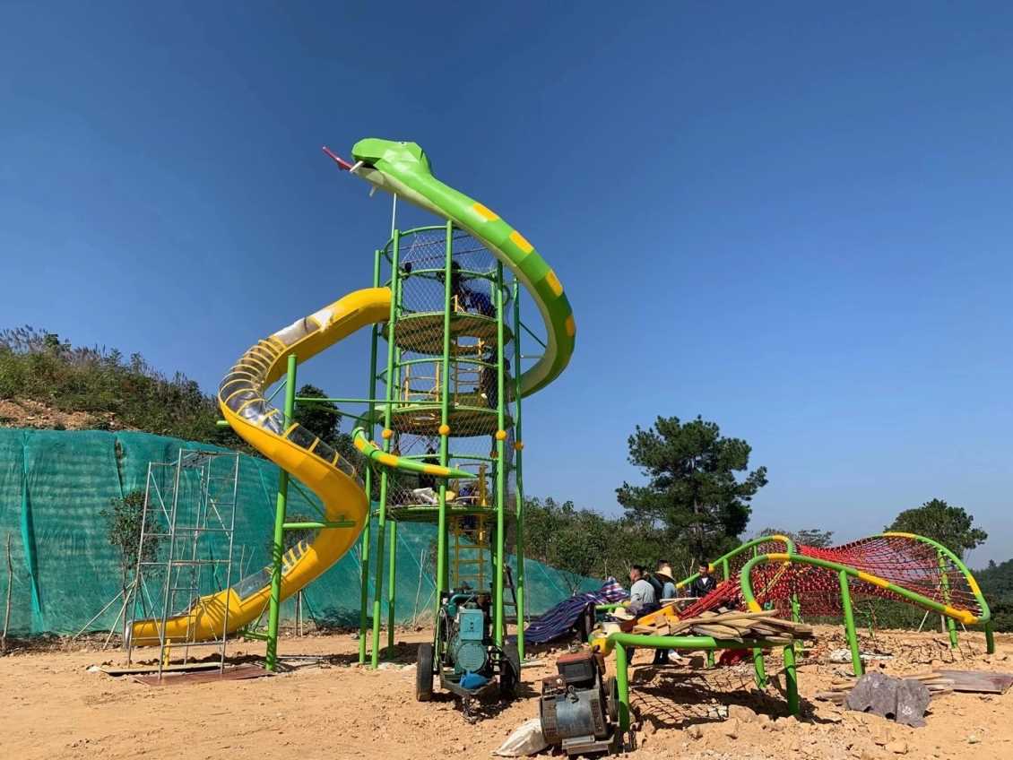 飞鲸游乐：幼儿园湖北非标定制滑梯价格与哪些因素相关