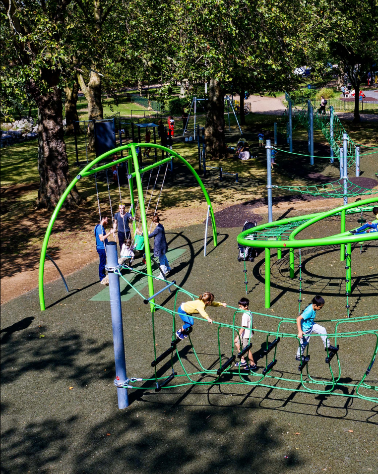 湖北户外无动力设备在公园中的应用